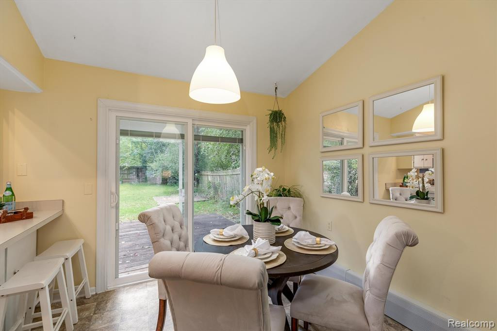 4824 GRANDVIEW Drive, Ypsilanti, MI 48197 — Photo 9