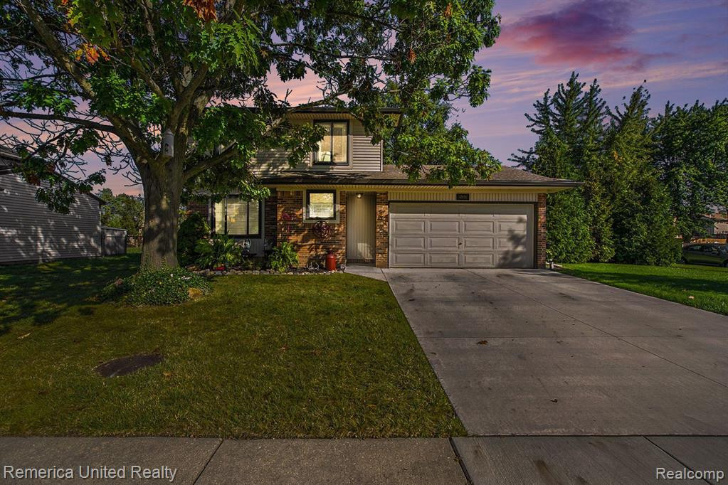 43656 LAURELWOOD Drive, Canton, MI 48187 — Photo 2