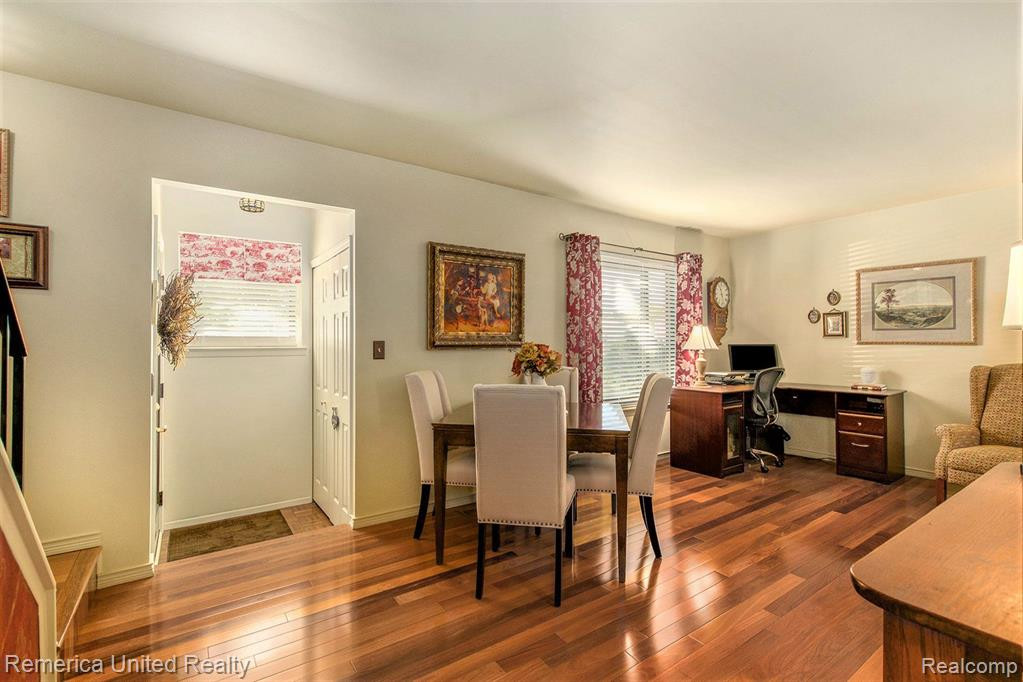 43656 LAURELWOOD Drive, Canton, MI 48187 — Photo 8