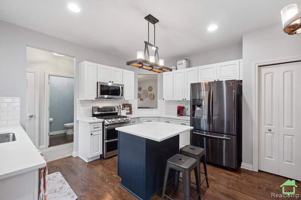 50210 GRANT Street, Canton, MI 48188 — Photo 11