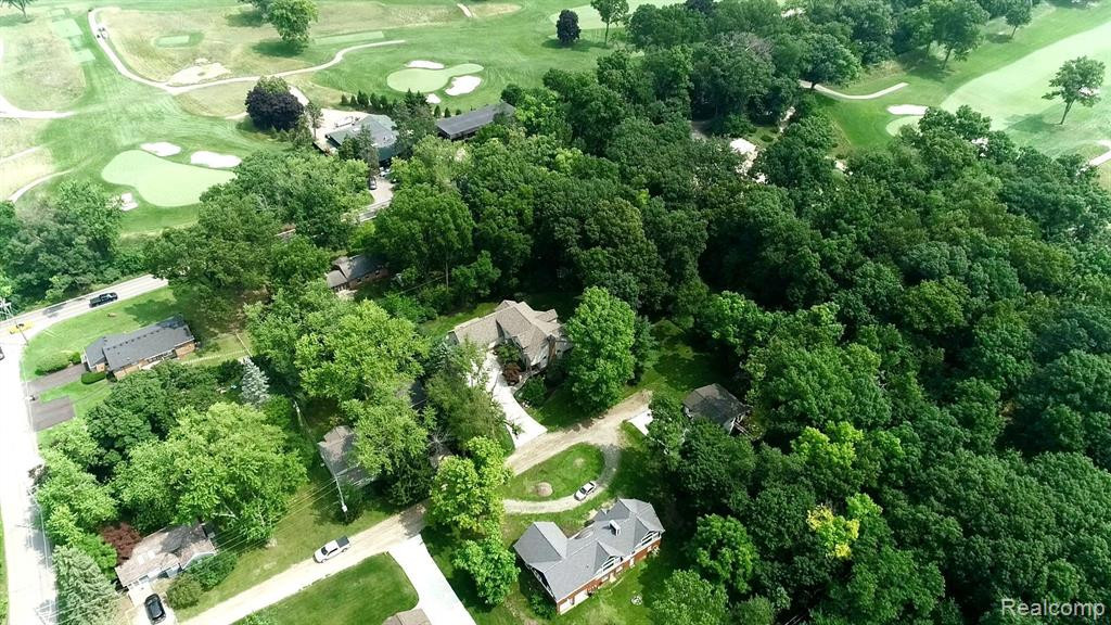 5532 Evergreen Avenue, Orchard Lake Village, MI 48324 — Photo 41