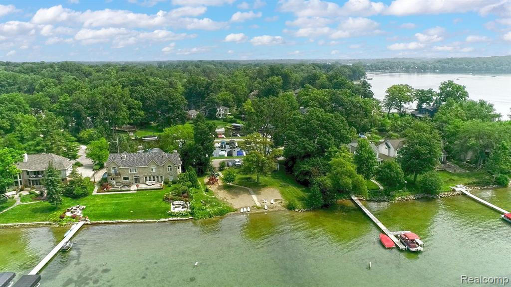 5532 Evergreen Avenue, Orchard Lake Village, MI 48324 — Photo 45
