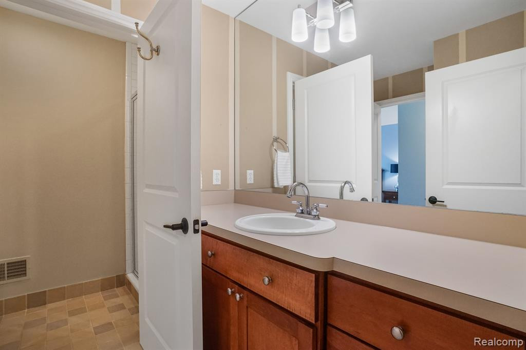 17692 Parkshore Drive, Northville, MI 48168 — Photo 30