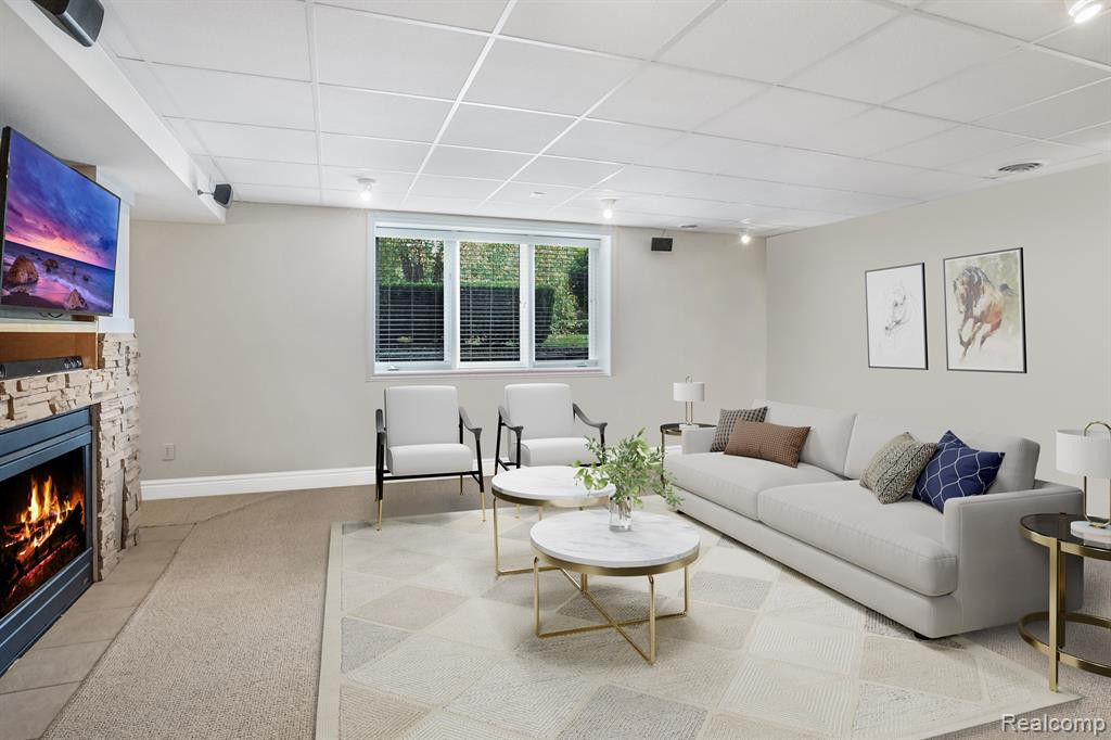 17692 Parkshore Drive, Northville, MI 48168 — Photo 34