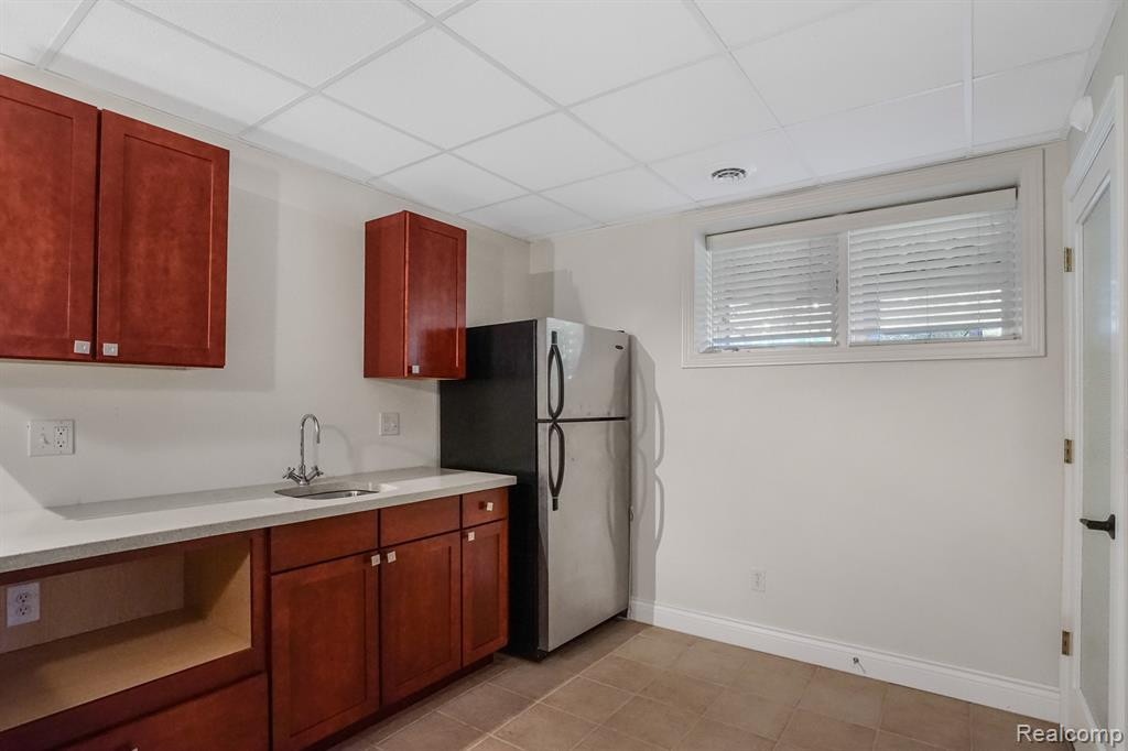 17692 Parkshore Drive, Northville, MI 48168 — Photo 35