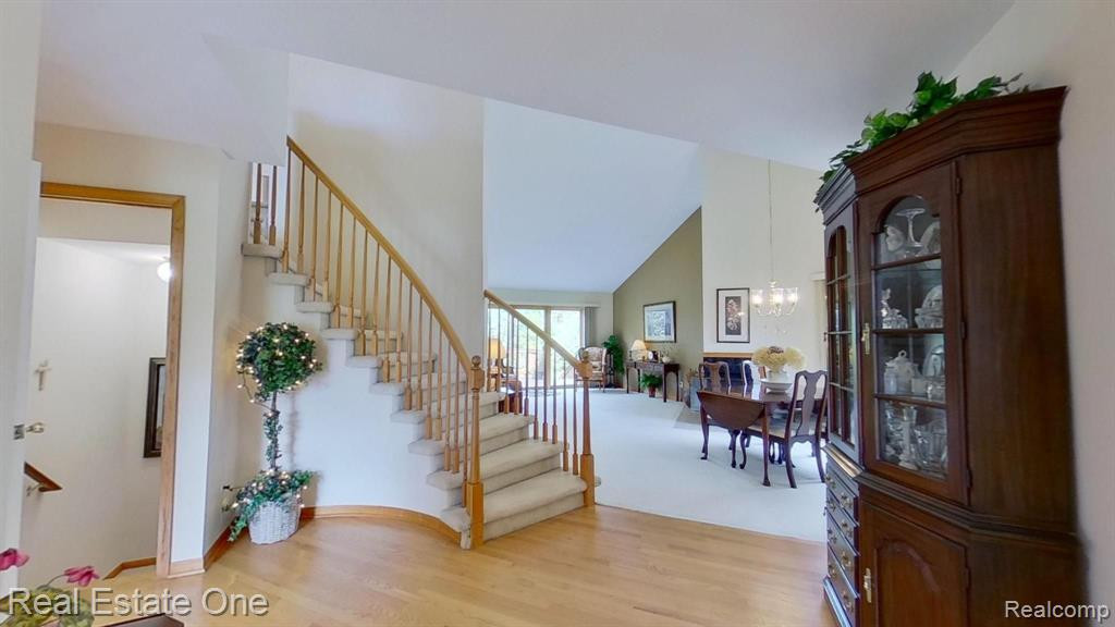 805 RED MAPLE Lane, Wixom, MI 48393 — Photo 14