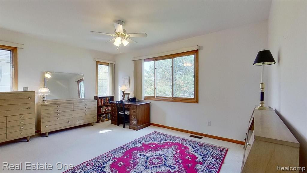 805 RED MAPLE Lane, Wixom, MI 48393 — Photo 41