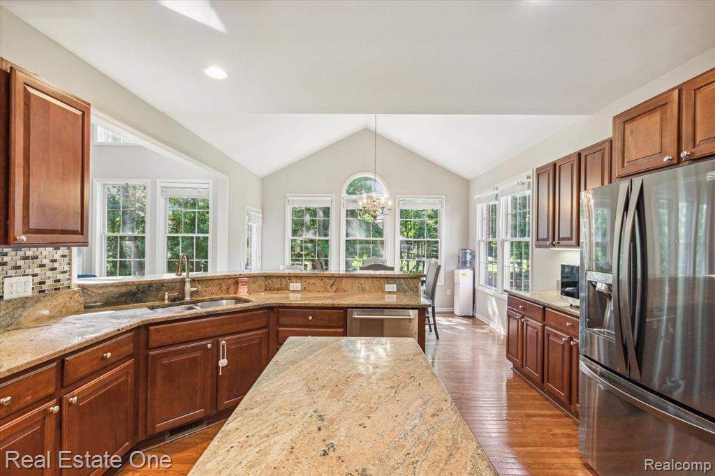 1630 MISTWOOD, Canton, MI 48187 — Photo 17