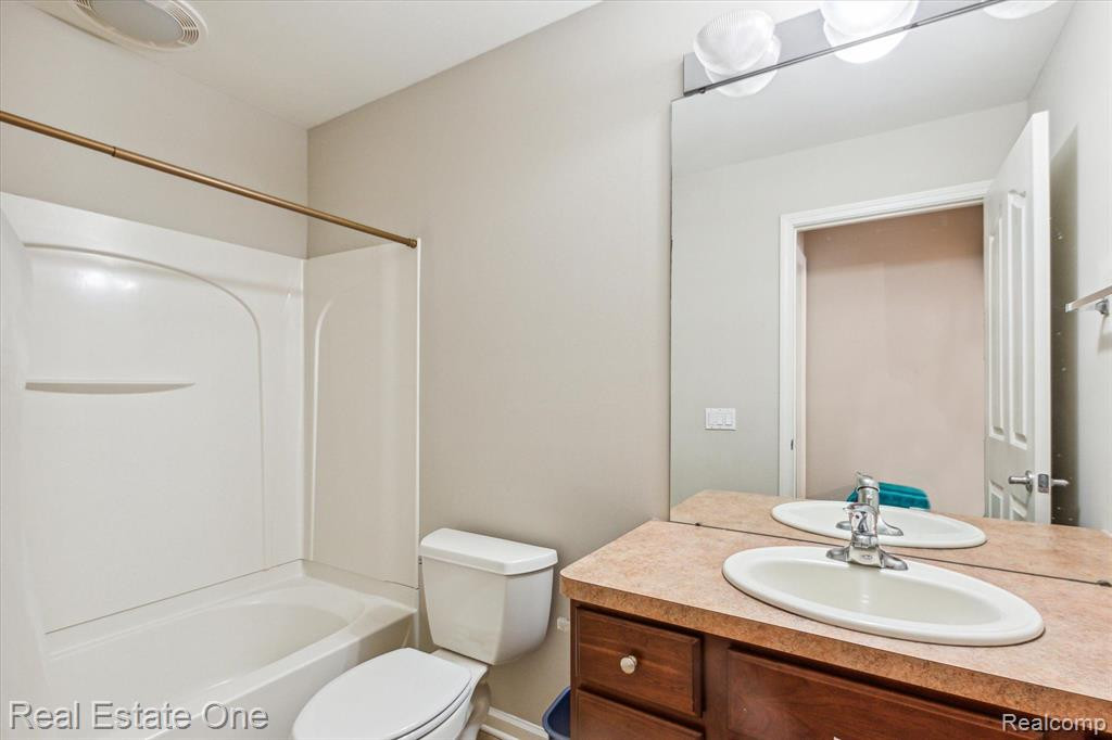 1630 MISTWOOD, Canton, MI 48187 — Photo 43