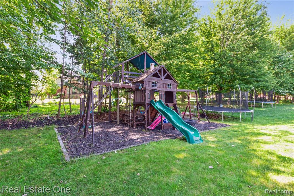 1630 MISTWOOD, Canton, MI 48187 — Photo 47