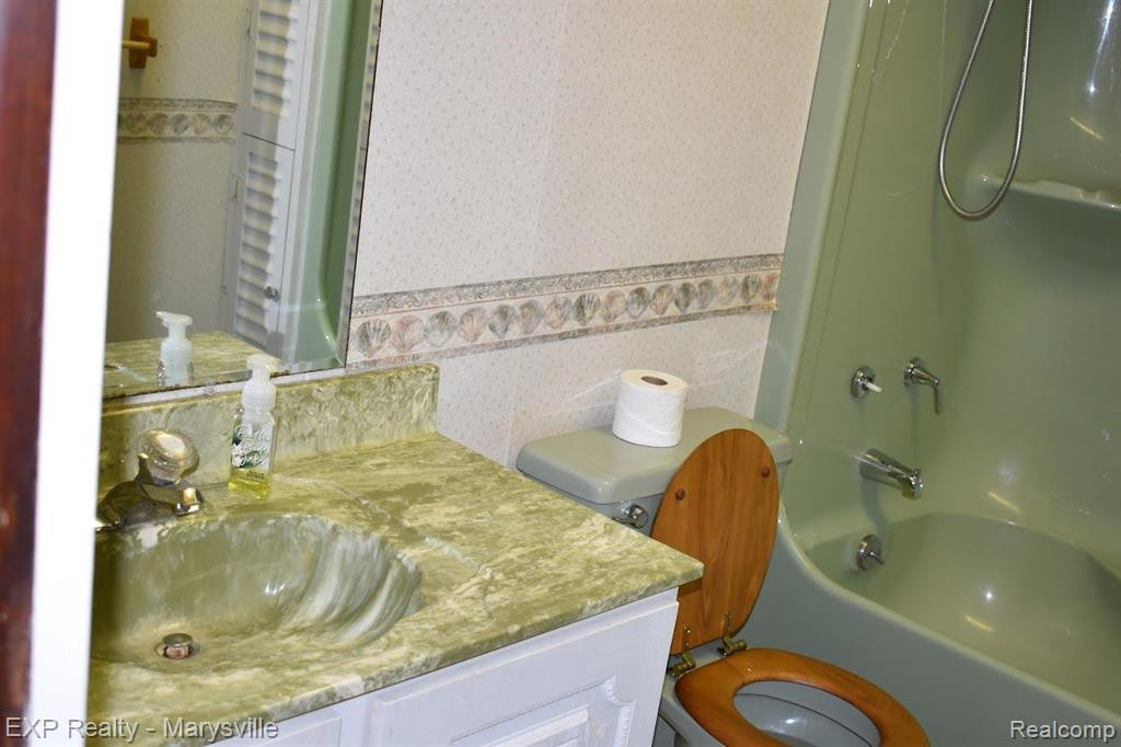 4444 CHURCHILL Road, Brown, MI 48416 — Photo 29