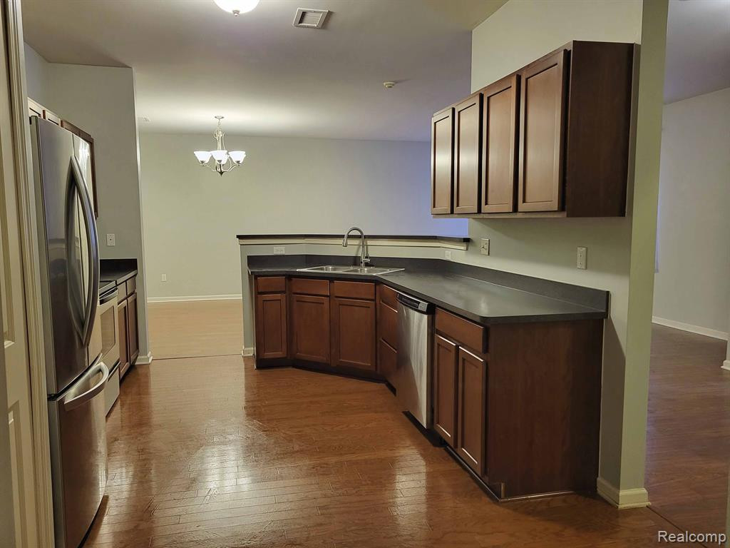 47635 ORMSKIRK Drive, Canton, MI 48188 — Photo 6