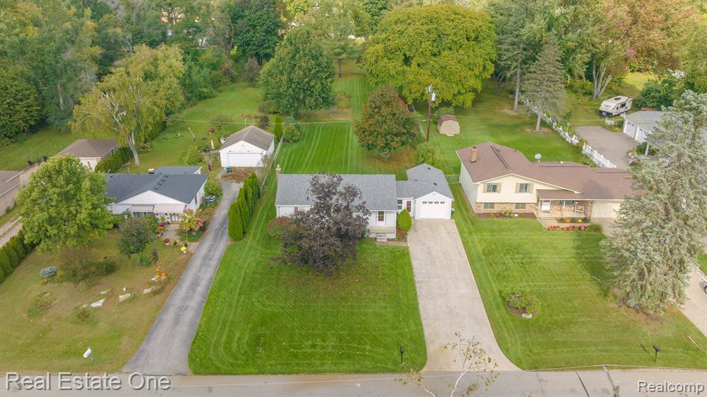 192 Wanda Street, Wolverine Lake, MI 48390 — Photo 9