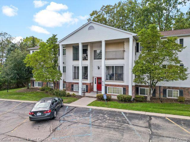 470 BALDWIN Avenue, 15, Rochester, MI 48307 — Photo 2