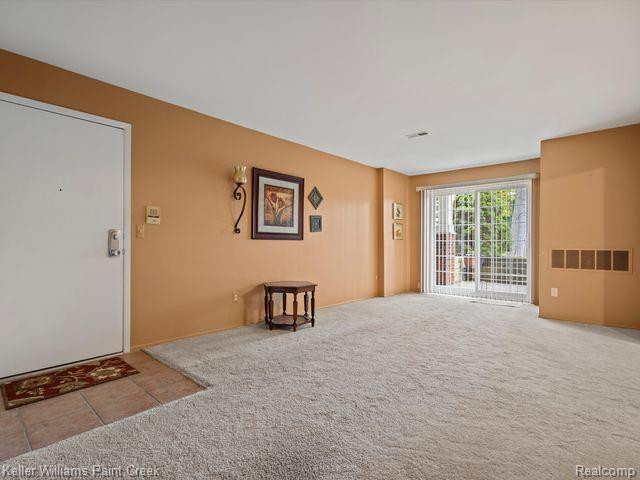 470 BALDWIN Avenue, 15, Rochester, MI 48307 — Photo 8