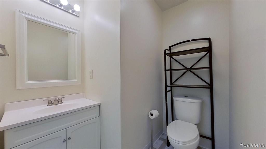 311 VERNAL Avenue, Stockbridge, MI 49285 — Photo 20