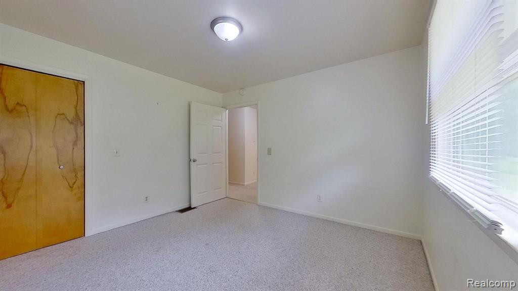 311 VERNAL Avenue, Stockbridge, MI 49285 — Photo 23