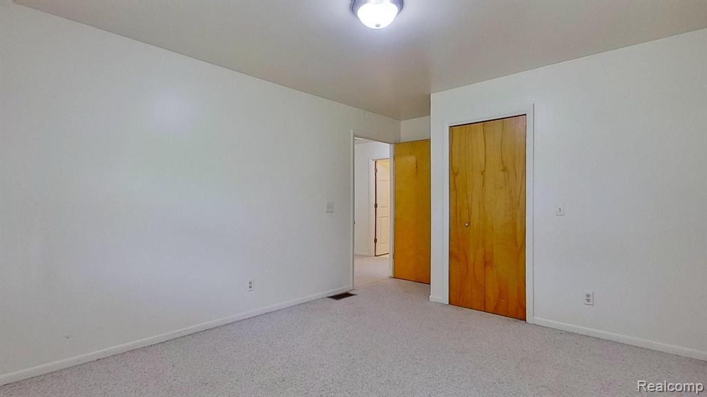 311 VERNAL Avenue, Stockbridge, MI 49285 — Photo 25