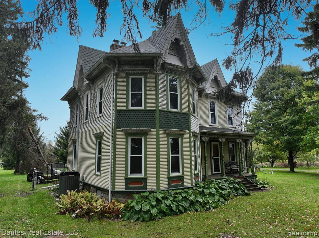 4684 Gannon Road, Fowlerville, MI 48836 — Photo 3