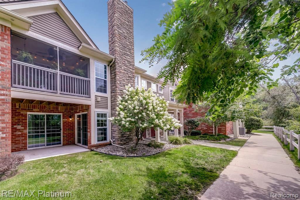 4354 Deeside Drive, Brighton, MI 48116 — Photo 2