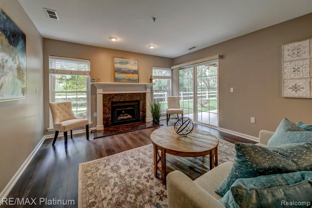 4354 Deeside Drive, Brighton, MI 48116 — Photo 4
