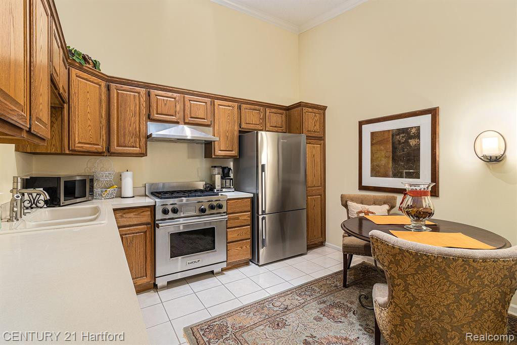 38311 WYNMAR, 89, Farmington Hills, MI 48331 — Photo 9