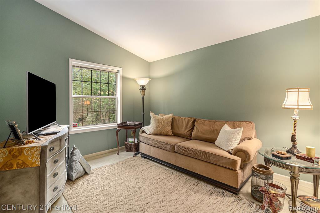 38311 WYNMAR, 89, Farmington Hills, MI 48331 — Photo 12
