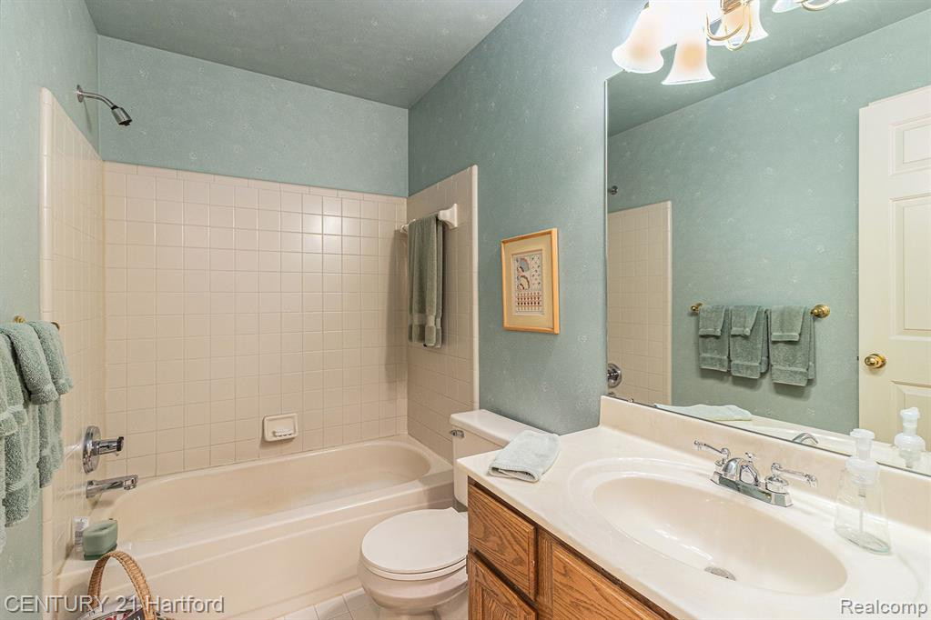38311 WYNMAR, 89, Farmington Hills, MI 48331 — Photo 14