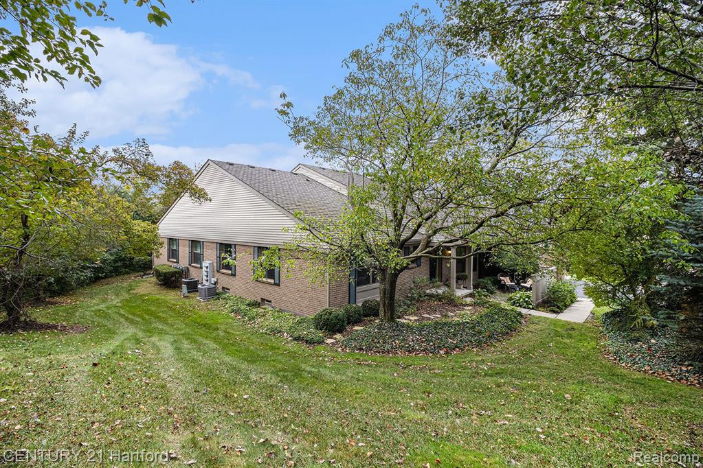 38311 WYNMAR, 89, Farmington Hills, MI 48331 — Photo 23