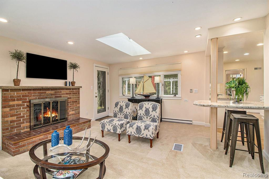 1311 BEECHWOOD Drive, Ann Arbor, MI 48103 — Photo 18