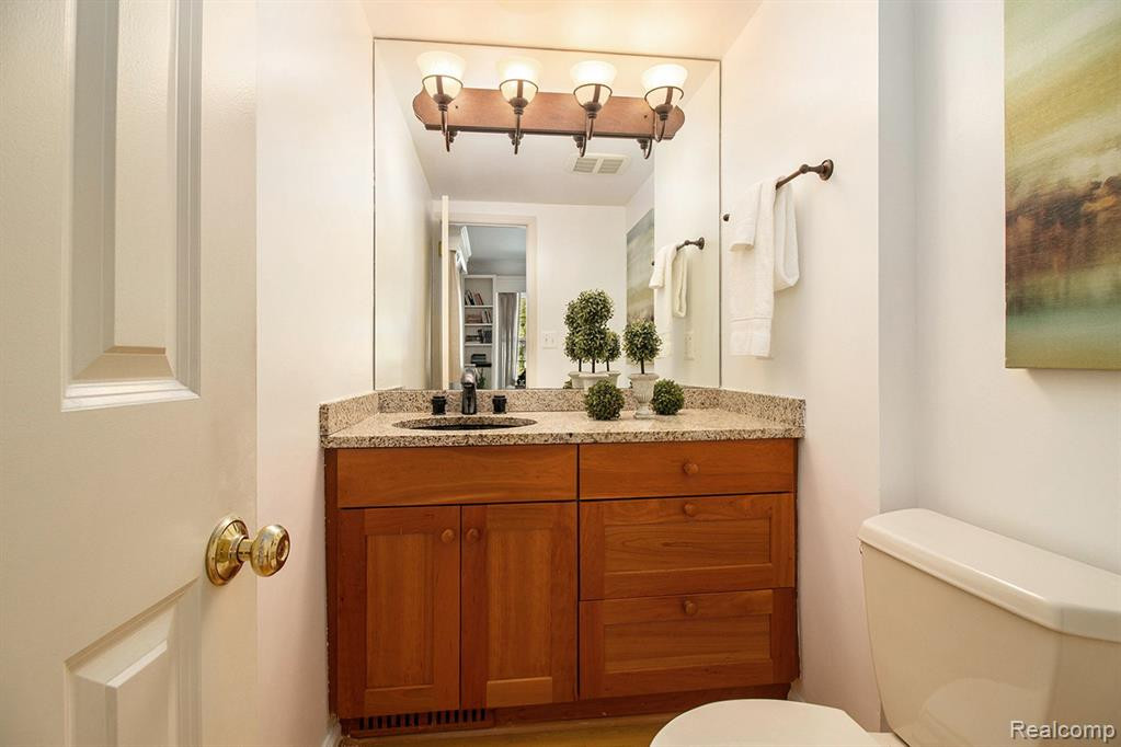 1311 BEECHWOOD Drive, Ann Arbor, MI 48103 — Photo 22