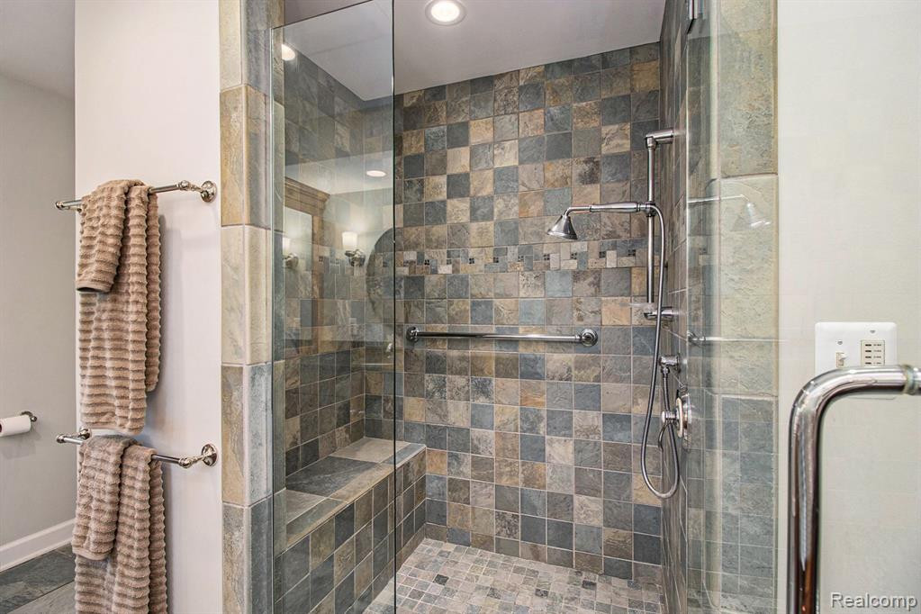 1311 BEECHWOOD Drive, Ann Arbor, MI 48103 — Photo 30