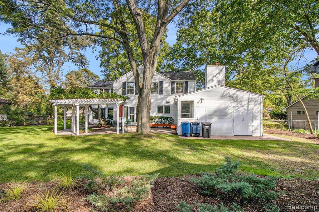 1311 BEECHWOOD Drive, Ann Arbor, MI 48103 — Photo 47