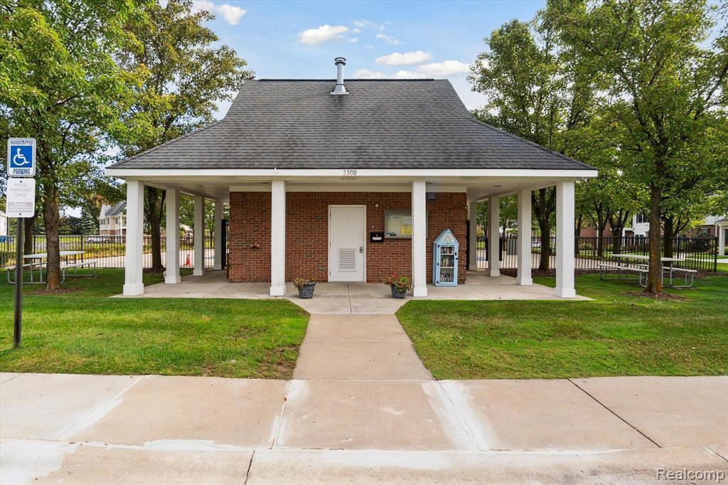 3476 KNEELAND Circle, Howell, MI 48843 — Photo 31