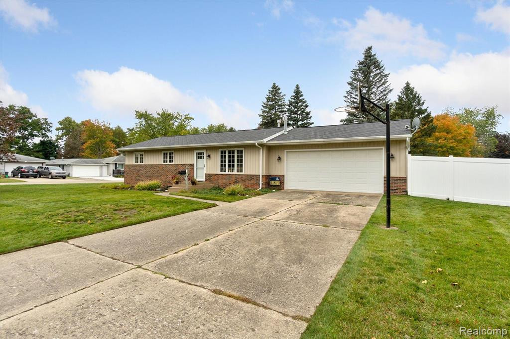 1 WILLOW Street, Oxford, MI 48371 — Photo 4