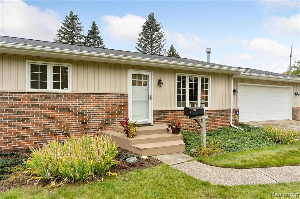 1 WILLOW Street, Oxford, MI 48371 — Photo 5
