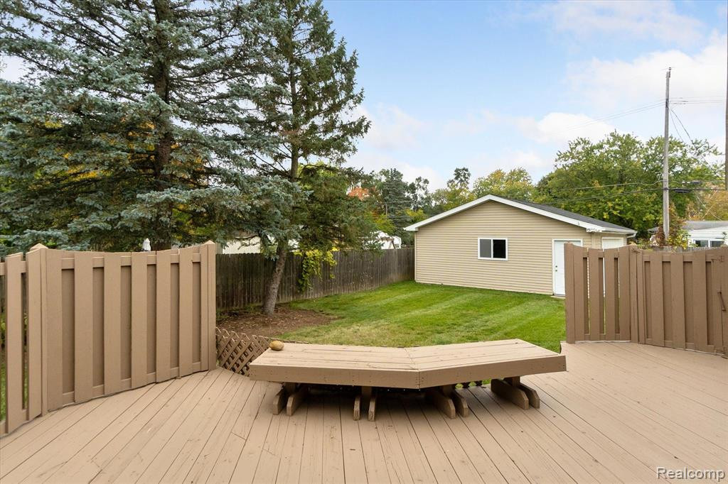 1 WILLOW Street, Oxford, MI 48371 — Photo 34