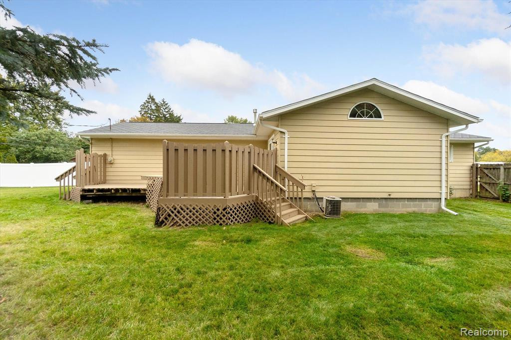 1 WILLOW Street, Oxford, MI 48371 — Photo 37