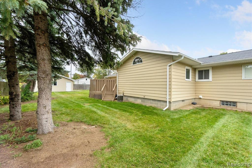 1 WILLOW Street, Oxford, MI 48371 — Photo 38