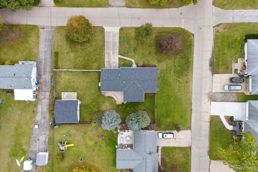 1 WILLOW Street, Oxford, MI 48371 — Photo 46