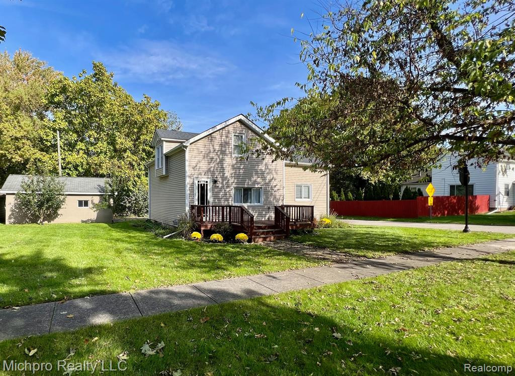 5547 NORTH Street, Dryden, MI 48428 — Photo 2