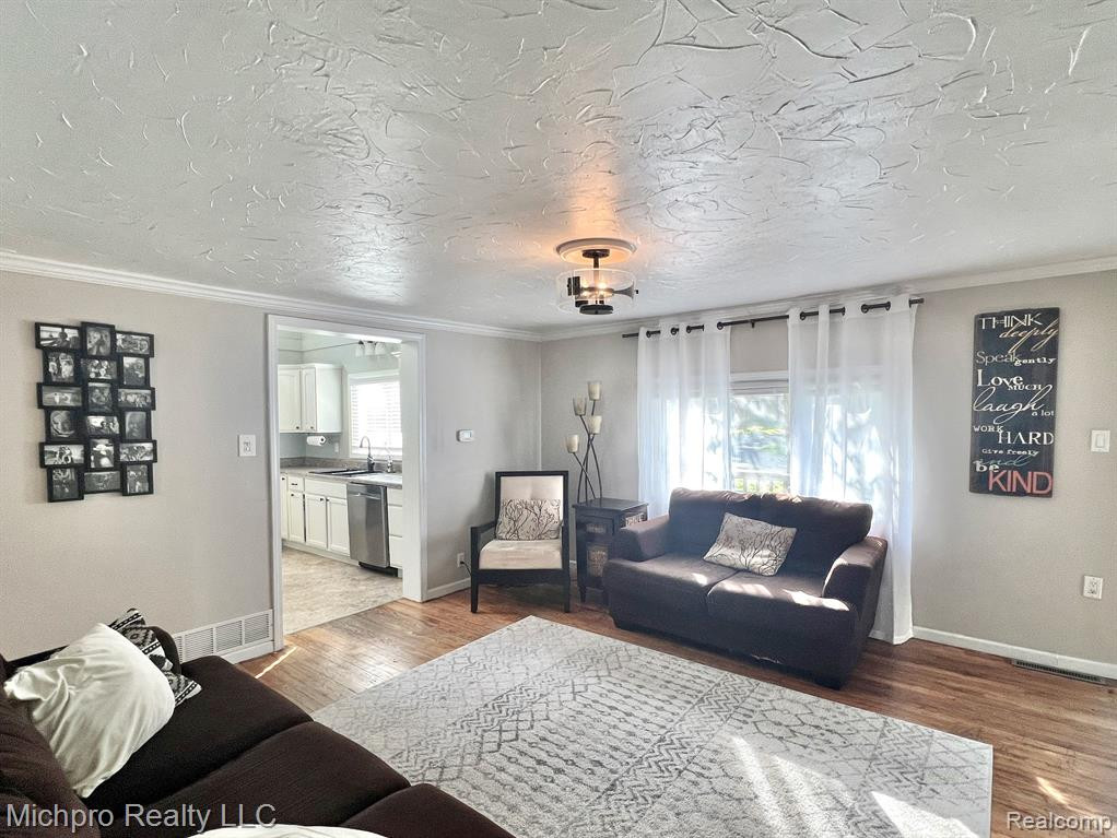 5547 NORTH Street, Dryden, MI 48428 — Photo 11
