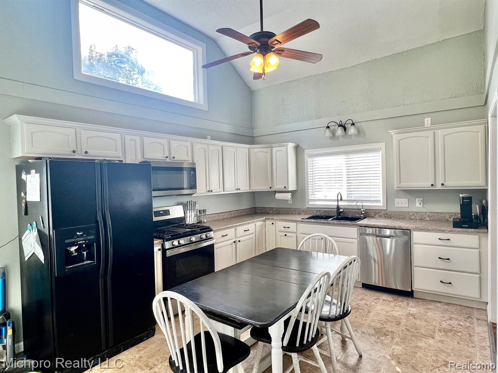 5547 NORTH Street, Dryden, MI 48428 — Photo 20