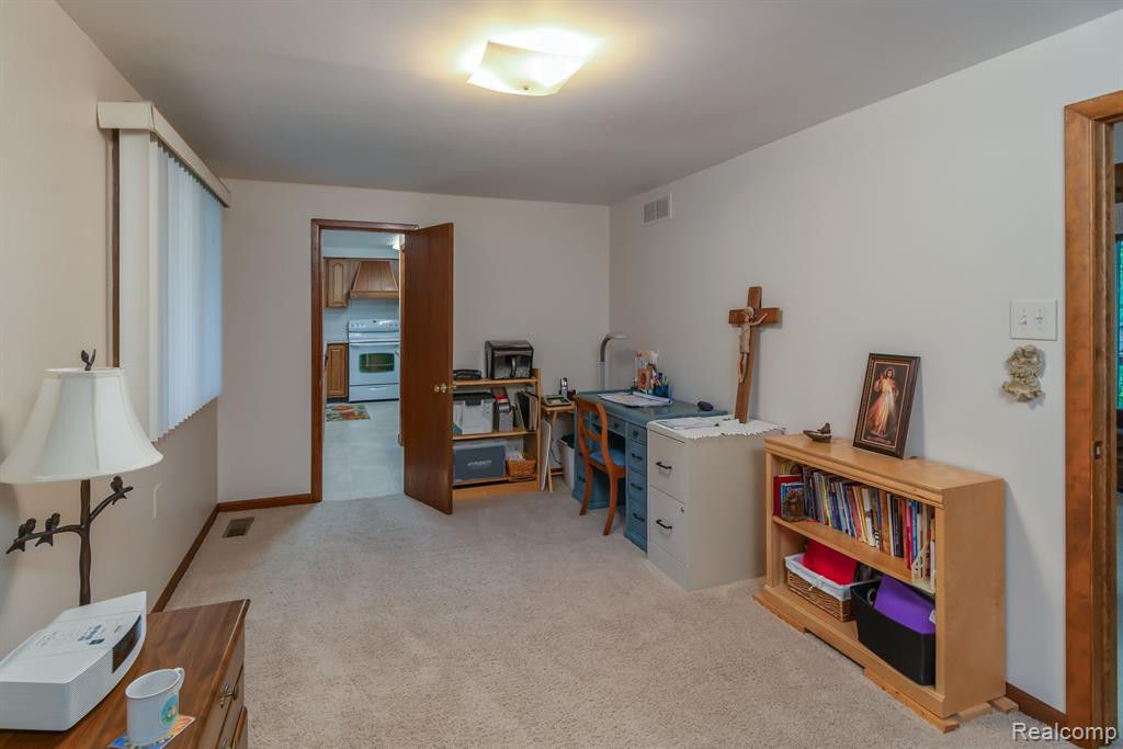 2491 ARLINGTON Road, Columbus, MI — Photo 12