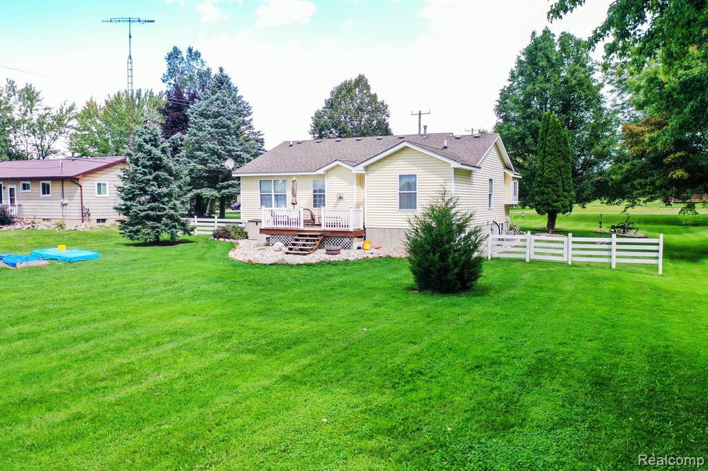 4207 LAPEER Street, Columbiaville, MI 48421 — Photo 8