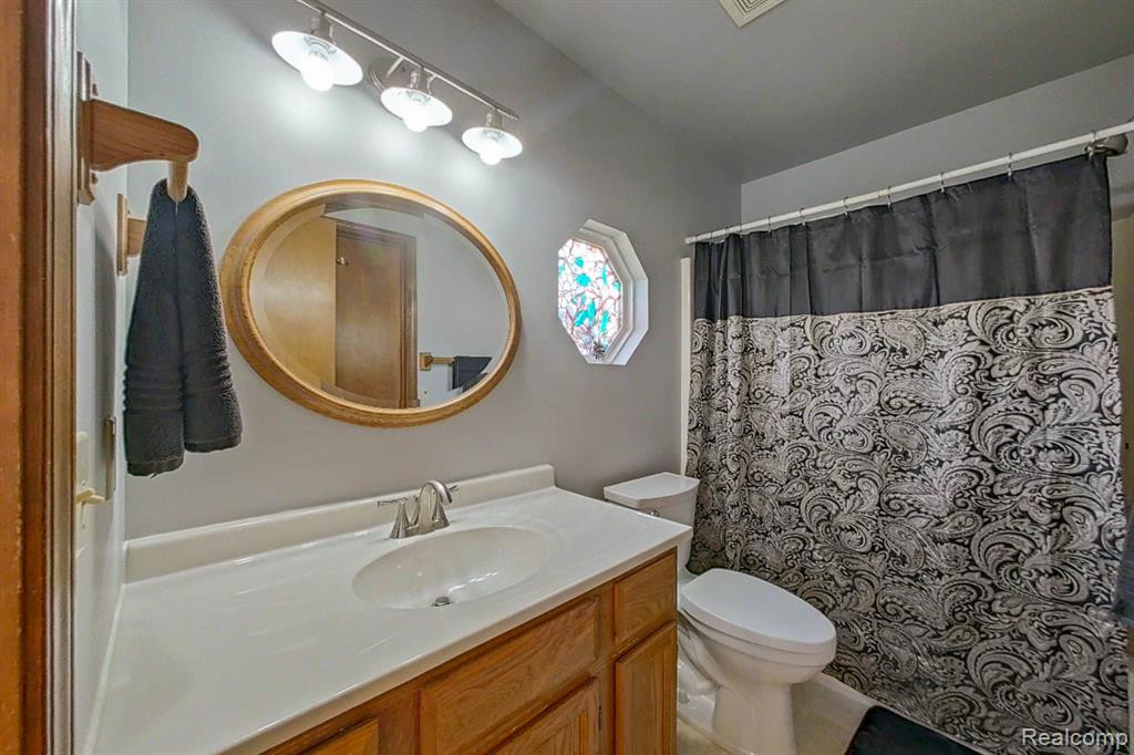 4207 LAPEER Street, Columbiaville, MI 48421 — Photo 21