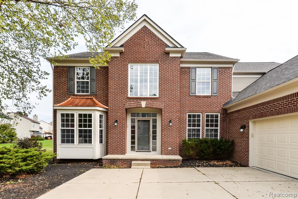 8308 THORNHILL Drive, Ypsilanti, MI 48197 — Photo 2