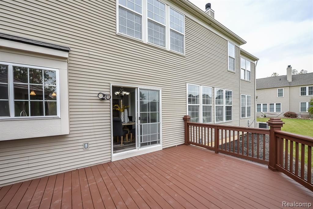 8308 THORNHILL Drive, Ypsilanti, MI 48197 — Photo 22