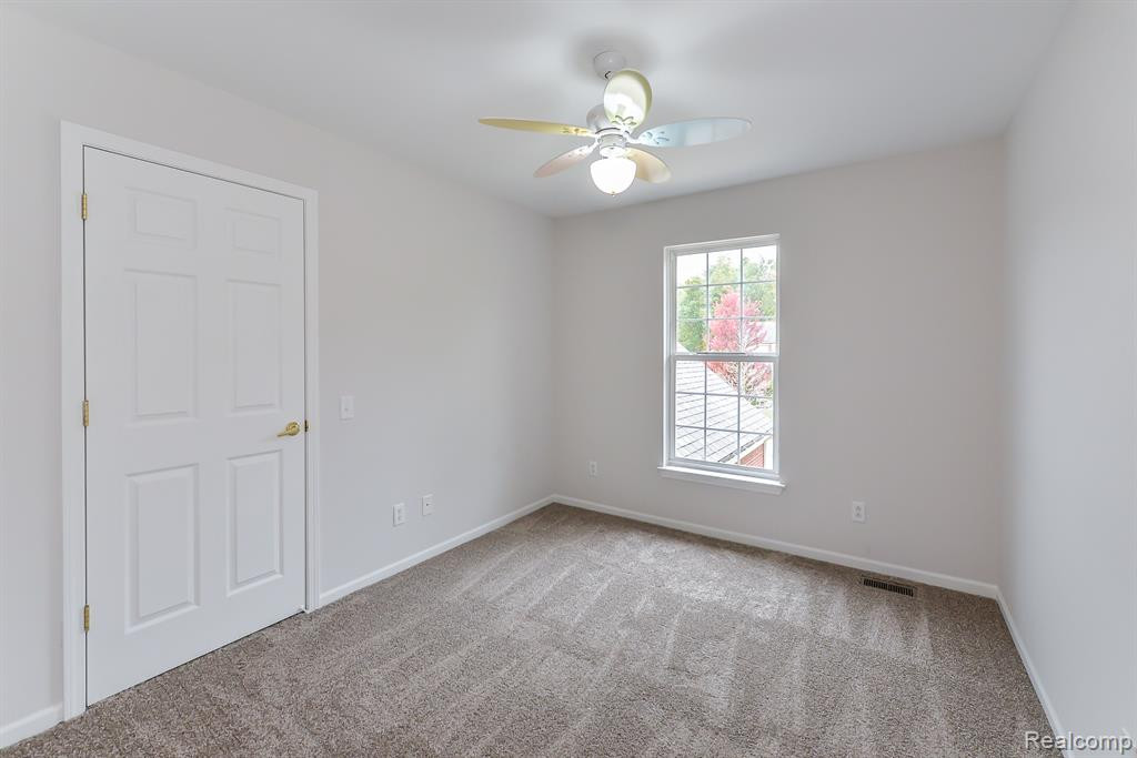 8308 THORNHILL Drive, Ypsilanti, MI 48197 — Photo 51