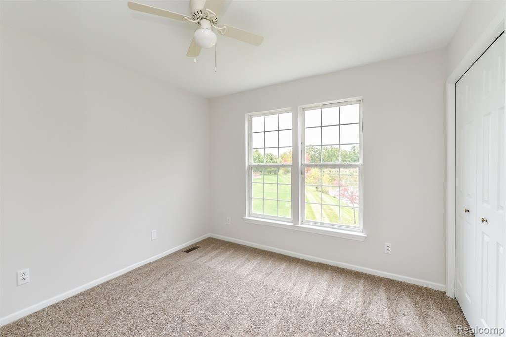 8308 THORNHILL Drive, Ypsilanti, MI 48197 — Photo 56